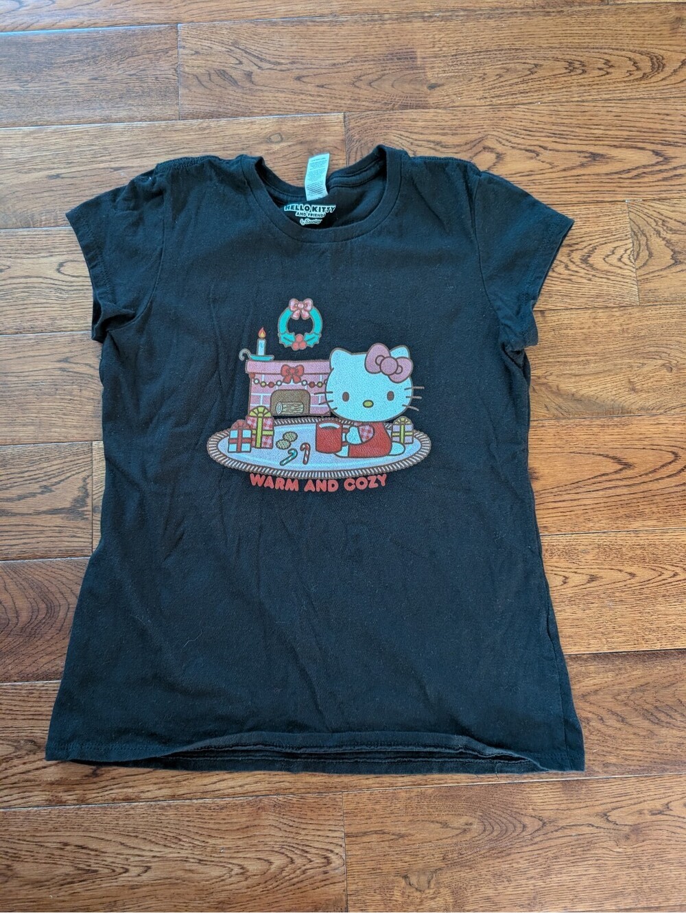 Hello Kitty Girl's Christmas Holiday Black T-shirt Size Medium 8
